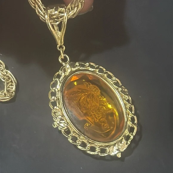 🛑🛑SOLD - Whiting & Davis Vintage Cameo Necklace - Picture 14 of 17